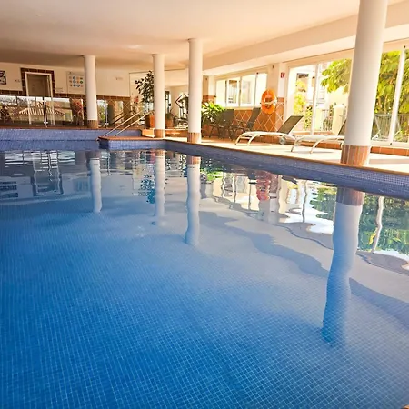 Pass The Keys Big With Golf Views In Urb Marquez De Atalaya Estepona