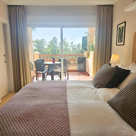Pass The Keys Big With Golf Views In Urb Marquez De Atalaya Apartment Estepona