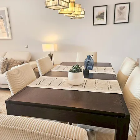 Pass The Keys Big With Golf Views In Urb Marquez De Atalaya Apartment Estepona