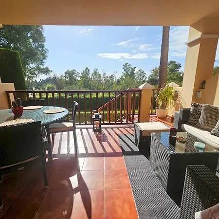Pass The Keys Big With Golf Views In Urb Marquez De Atalaya Estepona
